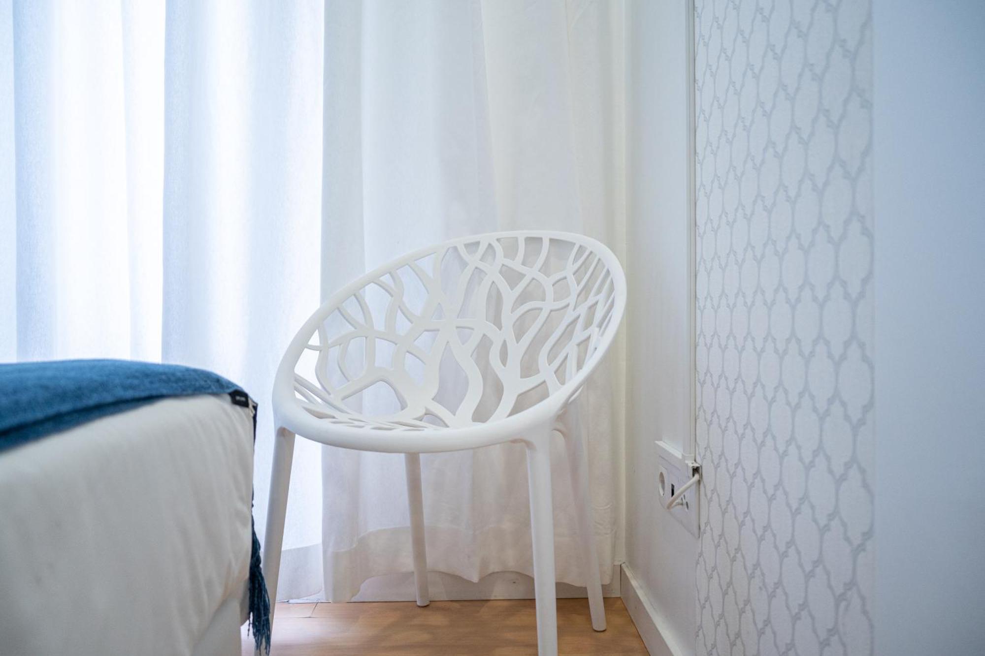 By The Sea - Nazare Bed & Breakfast Luaran gambar