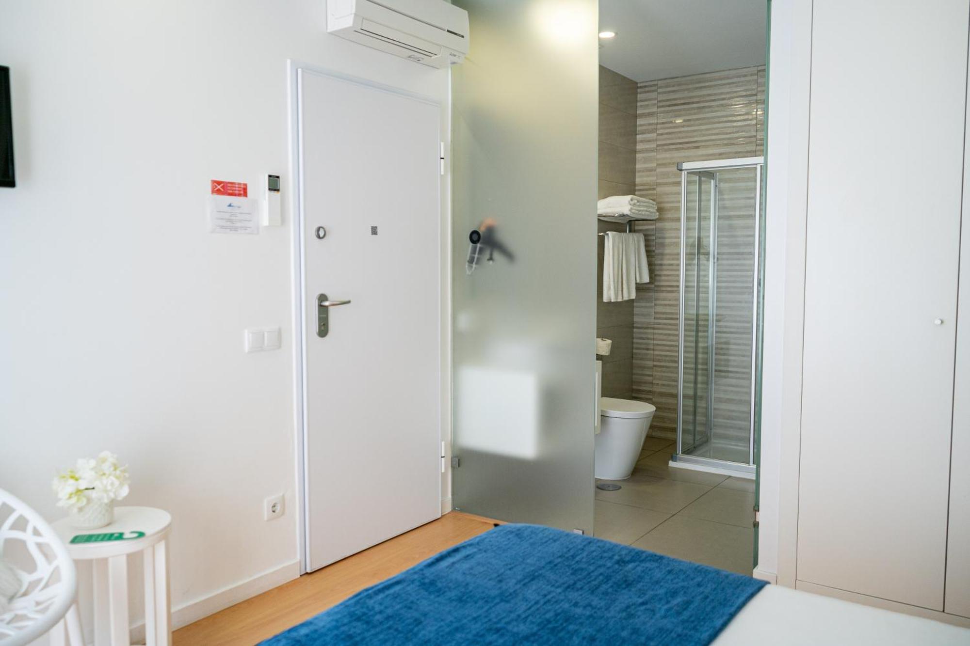 By The Sea - Nazare Bed & Breakfast Luaran gambar