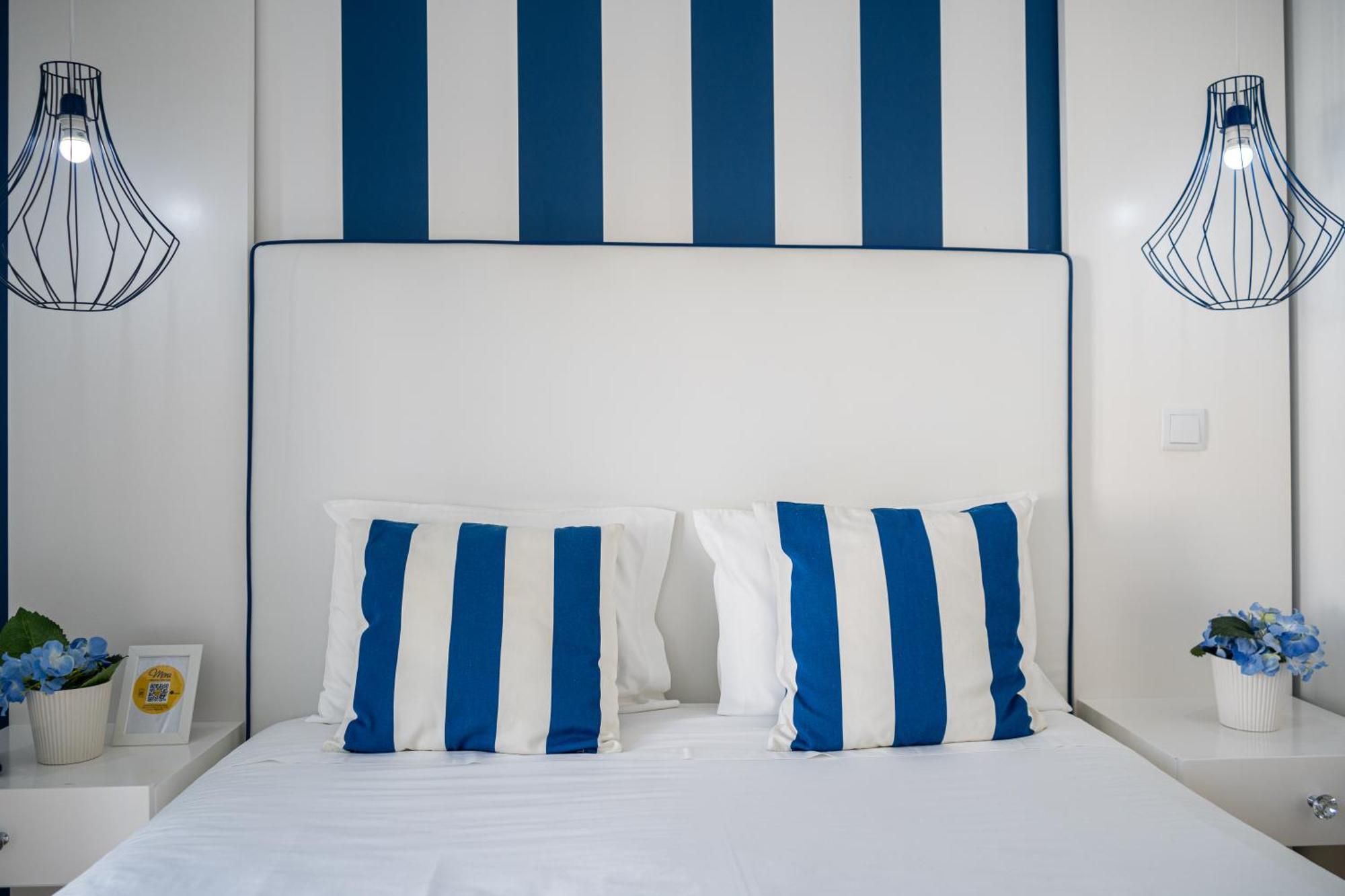 By The Sea - Nazare Bed & Breakfast Luaran gambar